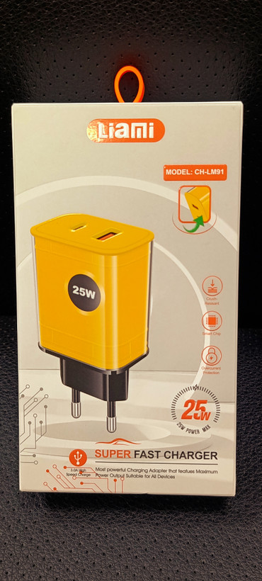 شارژر دیواری لیامی مدل CLH-M91 توان 25 وات با خروجی USB و Type-C