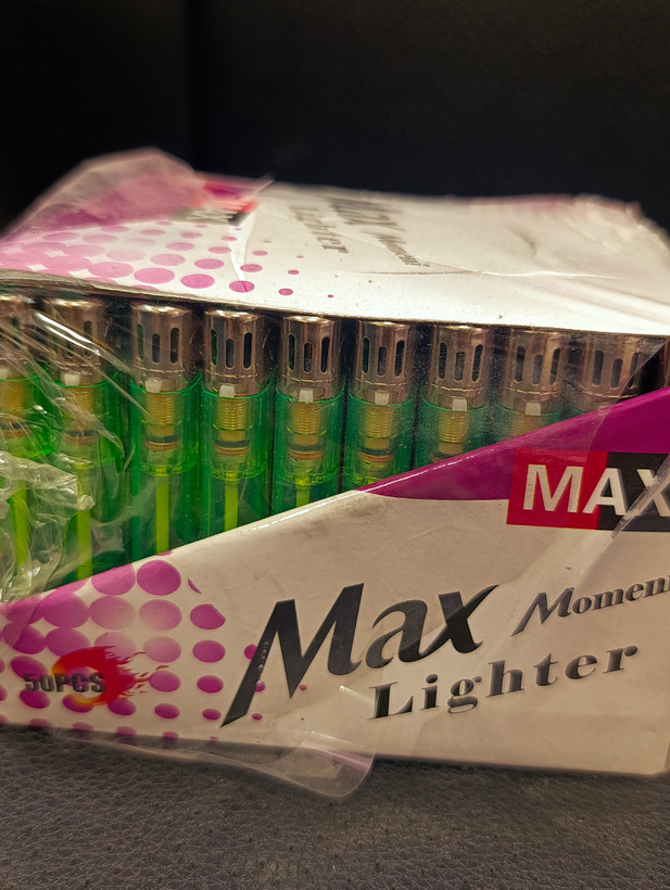 فندک گازی جیبی MAX مدل Moment Lighter بدنه شفاف