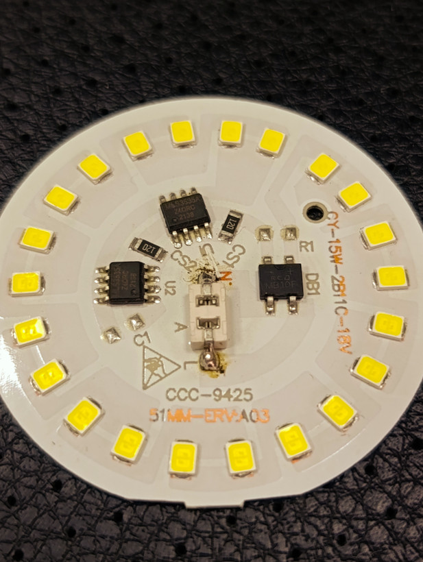 ماژول LED DOB گرد 15 وات SMD 2835 مدل CY-15W-2B11C-18V قطر 51 میلیمتر