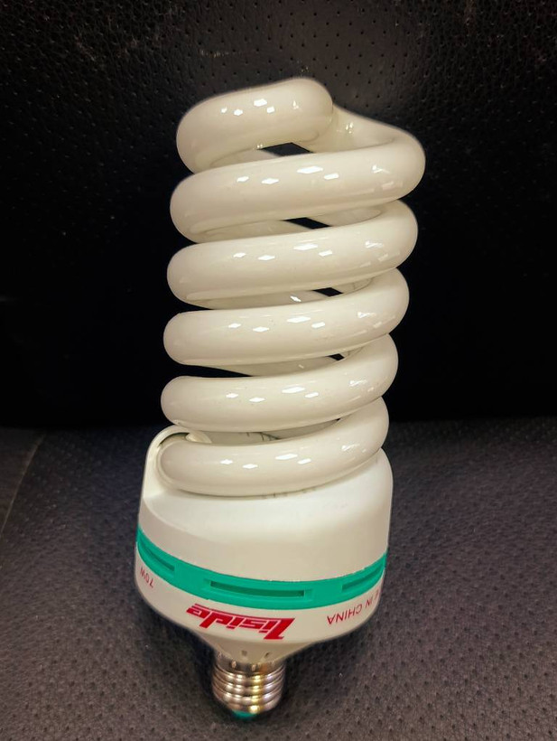 لامپ کممصرف RELUTCI مهتابی مدل Iside 70 وات Daylight پایه E27
