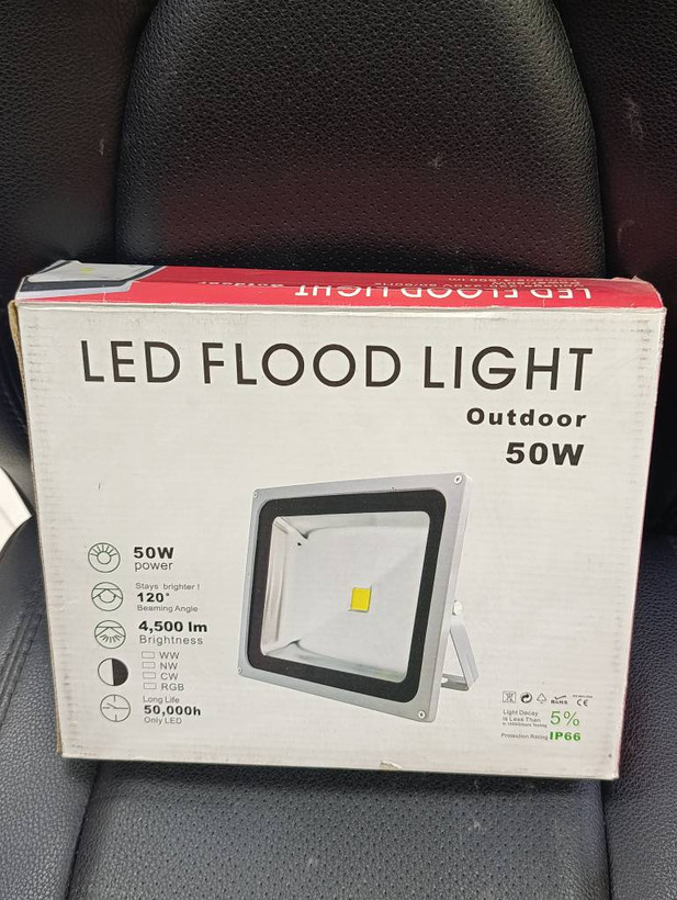 پروژکتور LED فضای باز 50 وات IP66 با روشنایی 4500 لومن