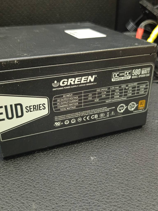 پاور کامپیوتر استوک گرین مدل GP580A-EUD توان ۵۸۰ وات