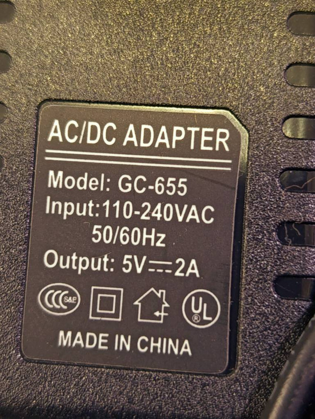 آداپتور سوزنی تبلت مدل GC-655 با خروجی ۵ ولت ۲ آمپر