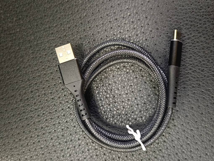 کابل شارژ لیامی USB-A به Type-C با روکش کنفی خاکستری