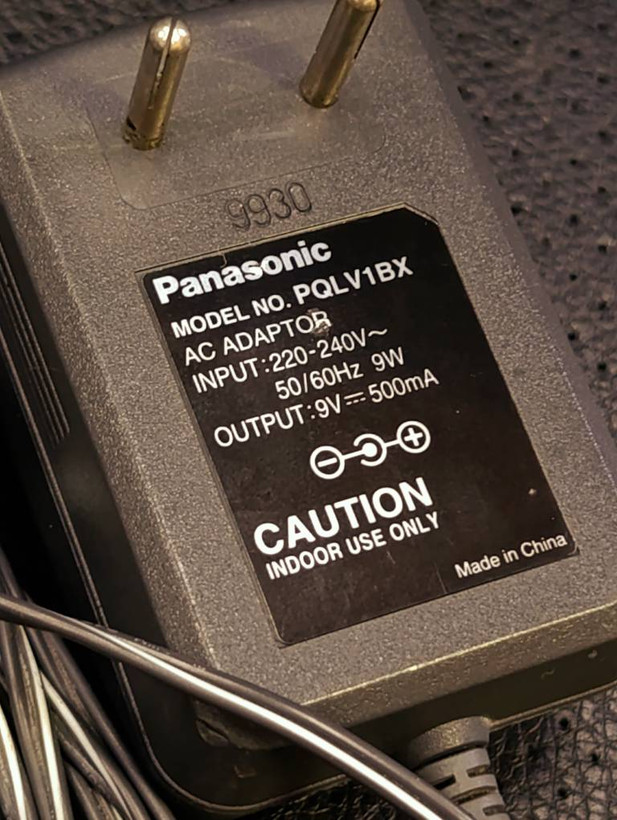 آداپتور(ترانس ) پاناسونیک Panasonic مدل PQLV1BX خروجی 9 ولت 500 میلیآمپر با فیش DC زاویهدار