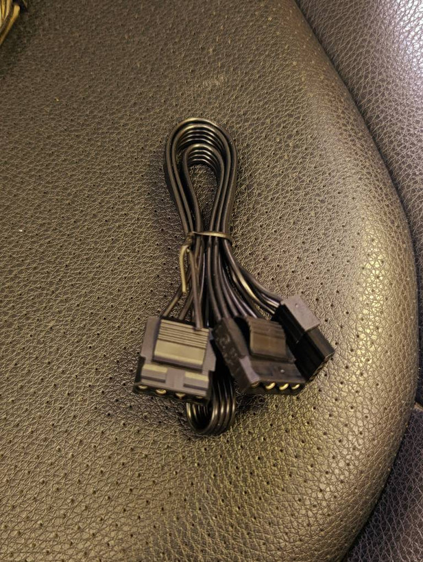 کابل خروجی برق پاور GREEN با سه خروجی IDE / Molex چهار پین