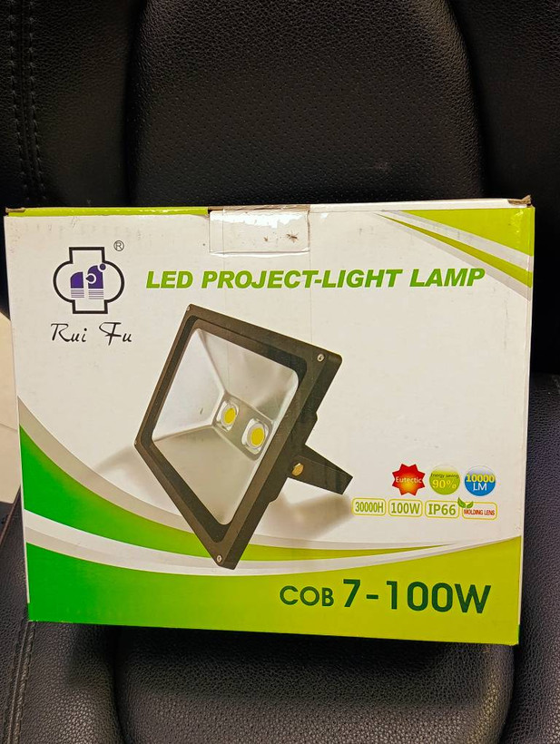 پروژکتور LED COB Rui Fu مدل FL-1065S توان 100 وات Day Light با استاندارد IP66
