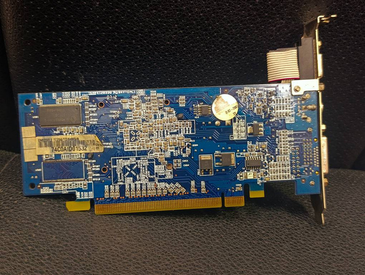 کارت گرافیک ایسوس ASUS EN6200LE GeForce 6200 LE 64MB DDR - استوک