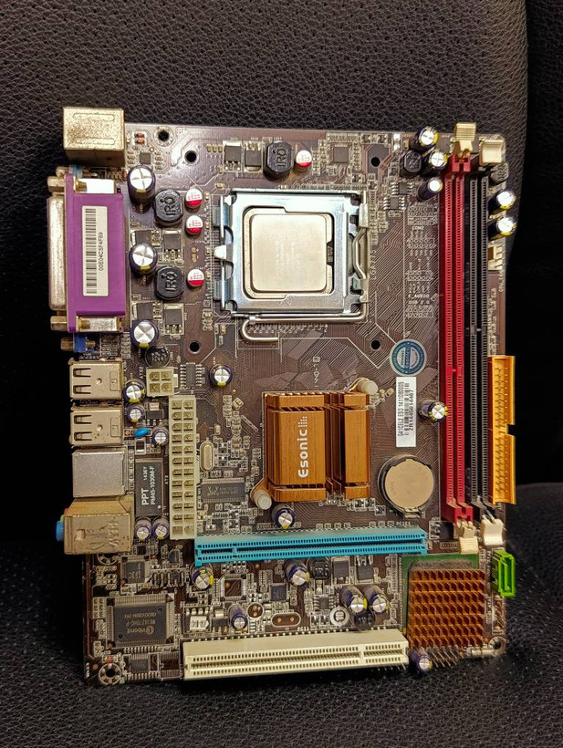 باندل مادربرد Esonic G31 + پردازنده Intel Pentium E5700 استوک