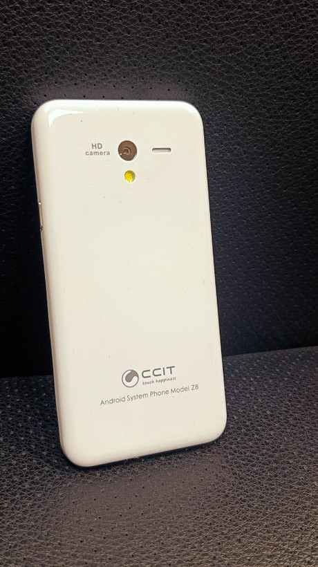 گوشی لمسی CCIT مدل Z8 اندروید 2.3 مناسب تماس، عکس و فیلم