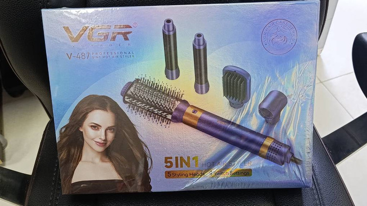سشوار و حالتدهنده مو 5 کاره VGR مدل V-487 توان 800 وات